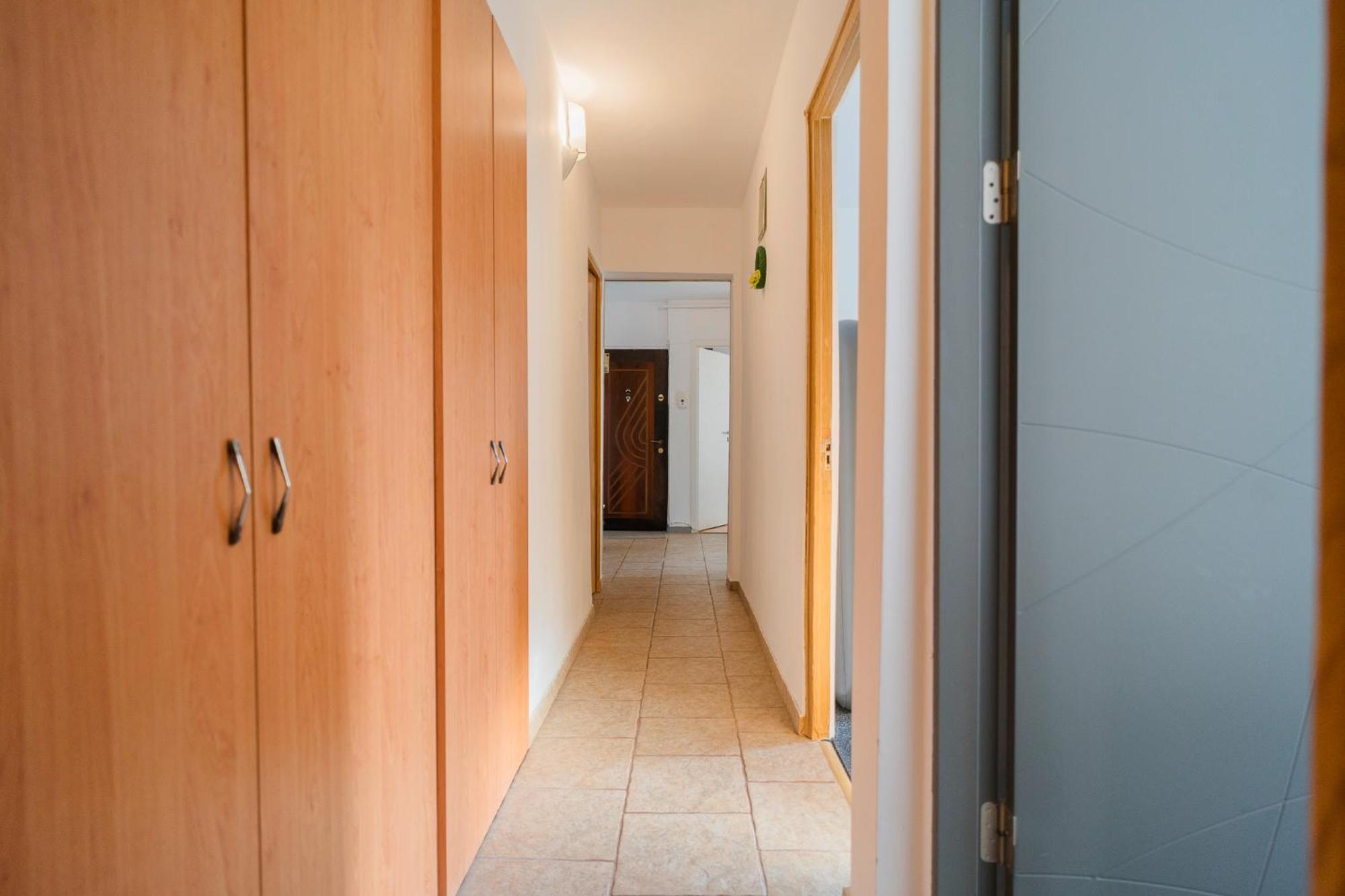 Rustic & Spacious 3Br Apartment Bucureşti Ngoại thất bức ảnh
