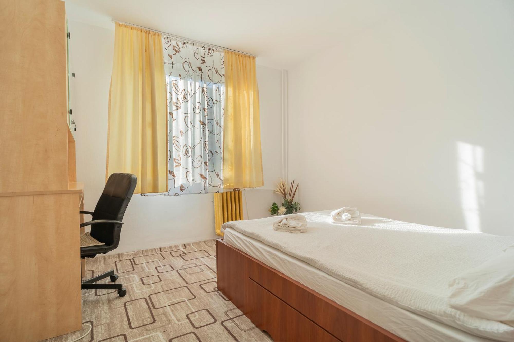 Rustic & Spacious 3Br Apartment Bucureşti Ngoại thất bức ảnh